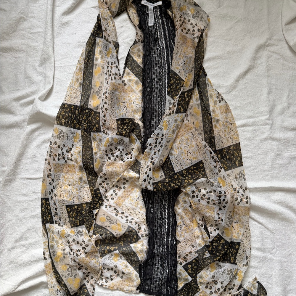 BCBGeneration Black and Yellow Patterned Swim Coverup